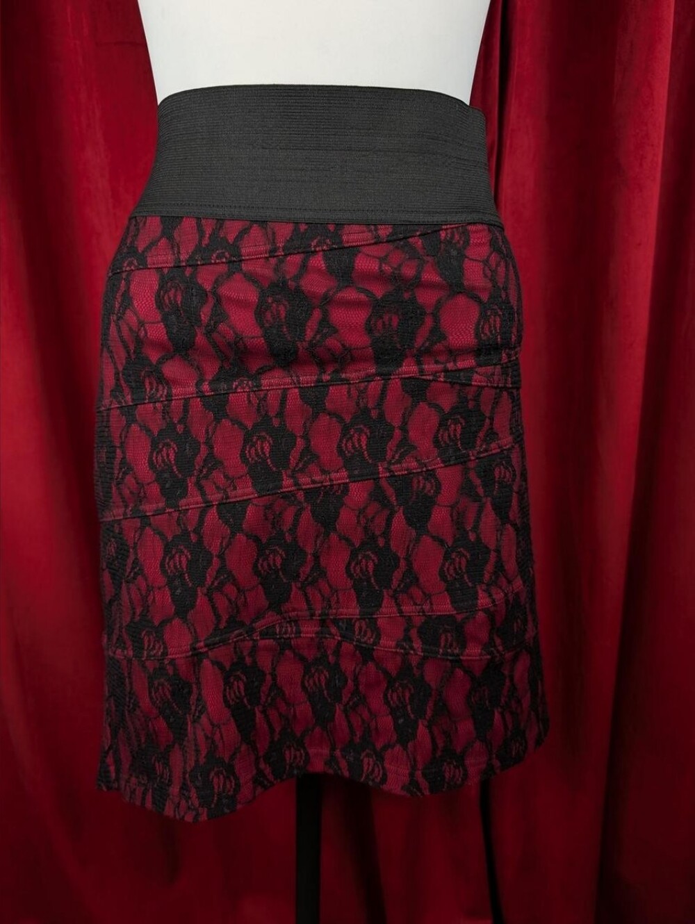 Torrid Black & Red Floral Lace Bandage Bodycon Mini Skirt